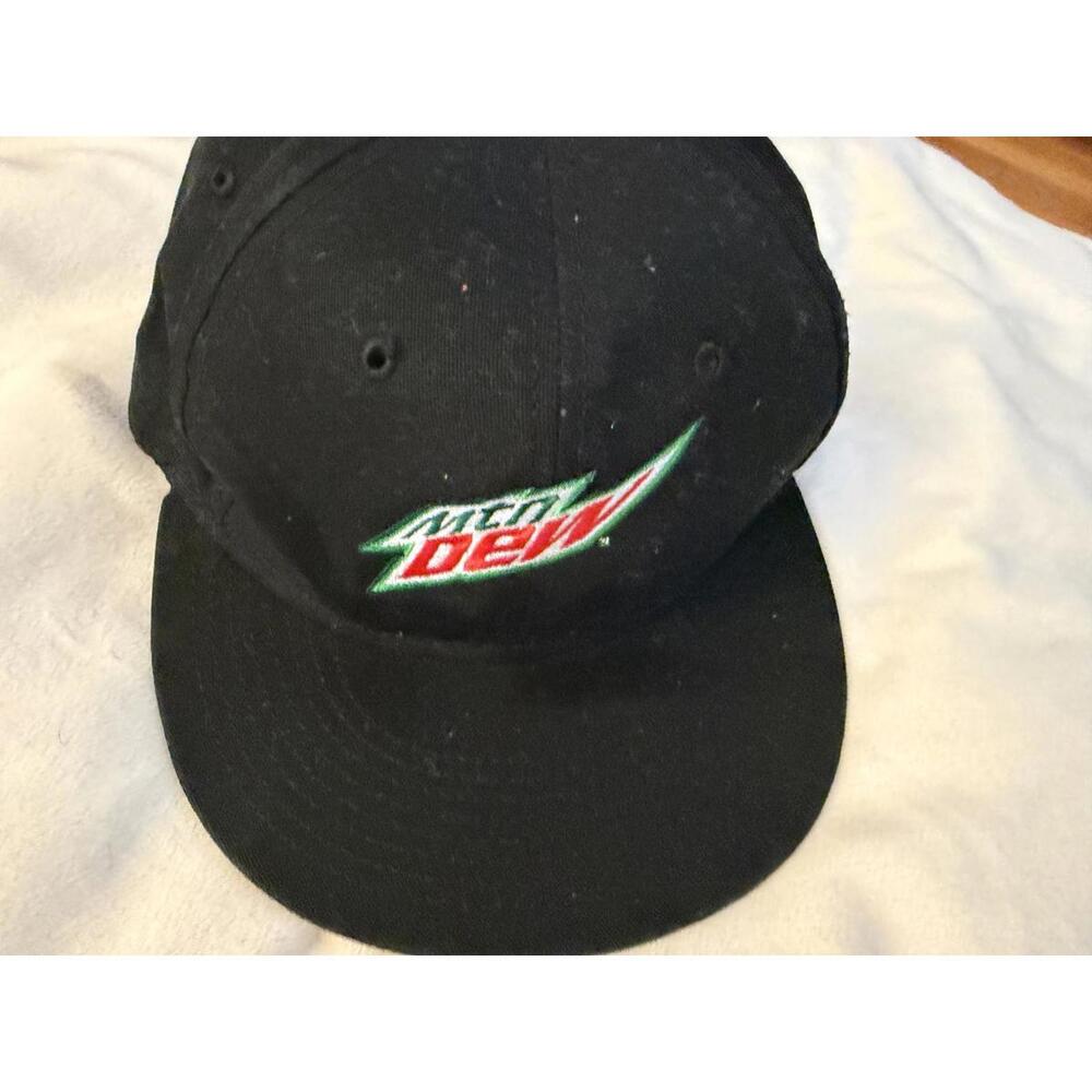 Mountain Dew Black SnapBack Hat! Excellent‎ Condition